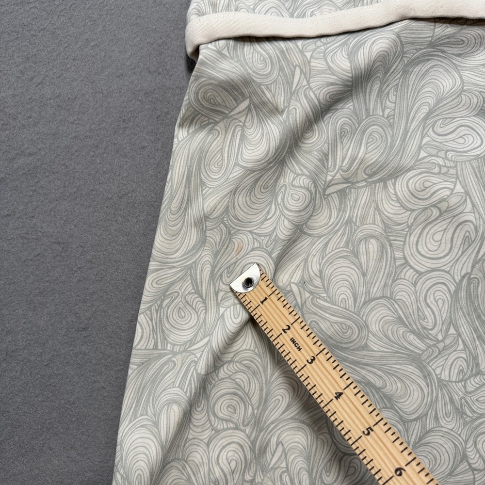 Lululemon Halter Top Women's 4 Gray White Swirl Print Built-in Bra Yoga Workout - Picture 6 of 7